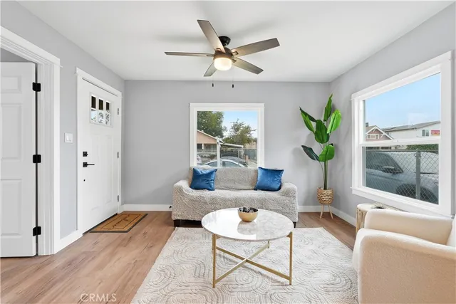 $672,222 | 401 East 61st Street, Los Angeles, CA 90003