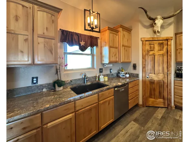 $1,200,000 | 23760 County Road 70, Greeley, CO 80631