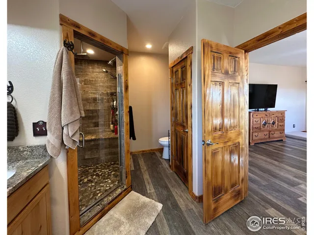 $1,200,000 | 23760 County Road 70, Greeley, CO 80631