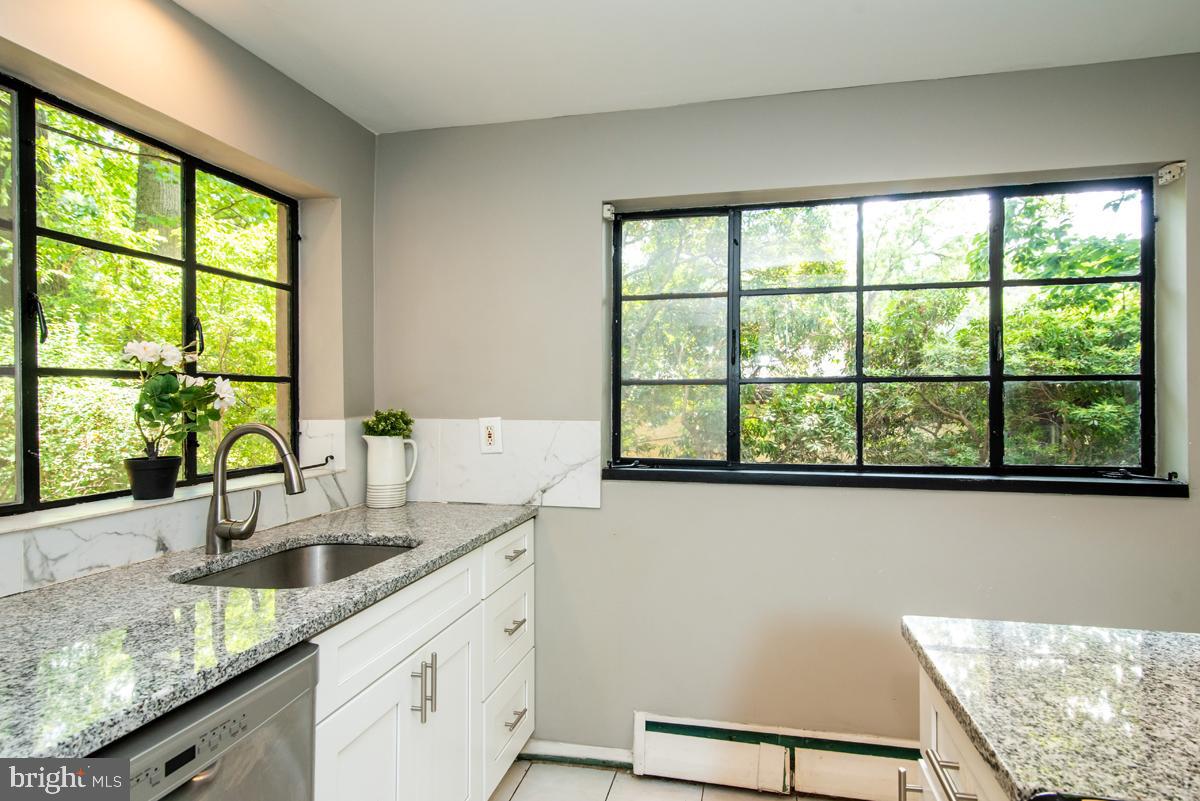 11 Rolling Road Wynnewood, PA 19096 - Photo 14 of 32 Stone counters