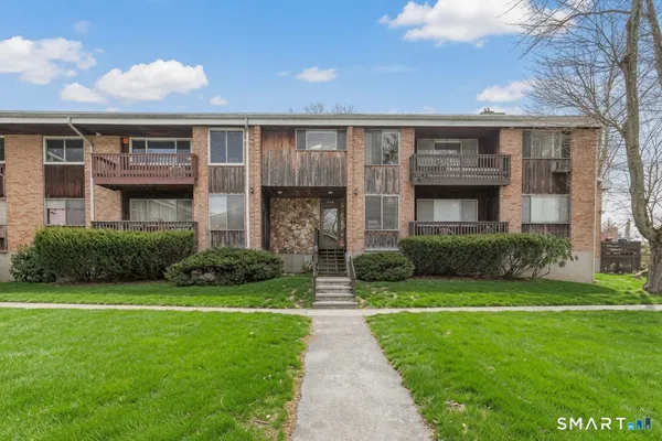$259,900 | 333 Vincellette Street, Unit 60, Bridgeport, CT 06606