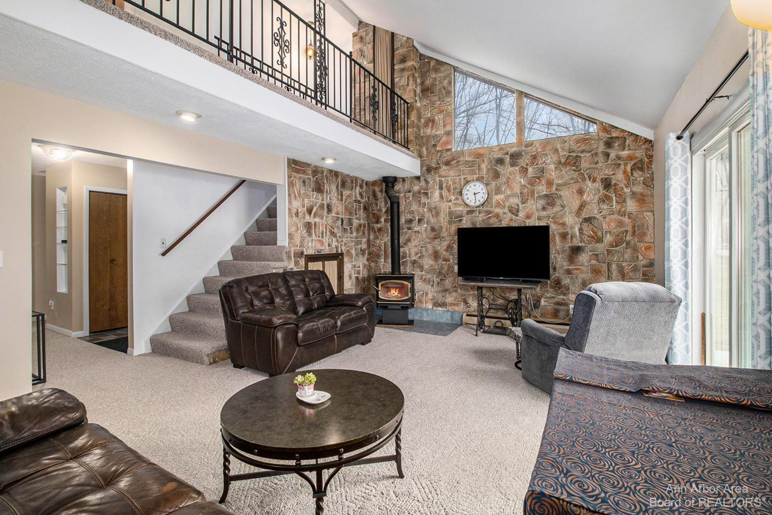 1125 Sarah Pinckney, MI 48169 - Photo 12 of 32 Photo 12