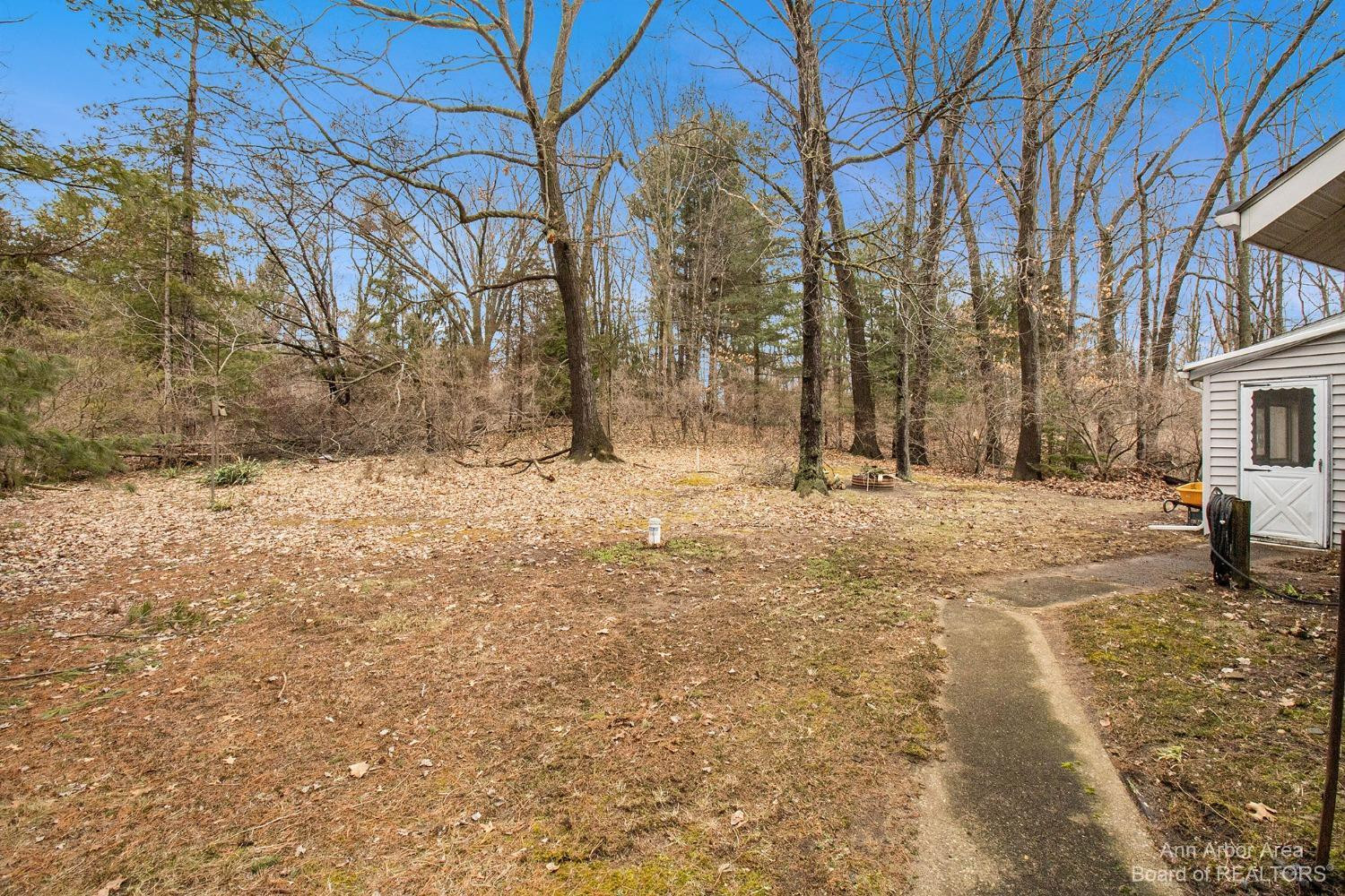 1125 Sarah Pinckney, MI 48169 - Photo 27 of 32 Photo 27