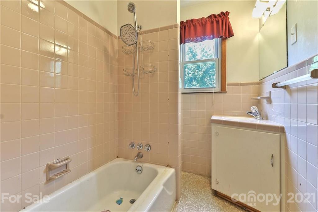 1041 State Rd S-13-35 Pageland, SC 29728 - Photo 16 of 30 Gallery Image 16