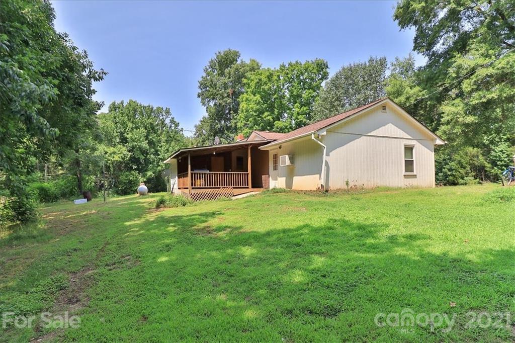 1041 State Rd S-13-35 Pageland, SC 29728 - Photo 5 of 30 Gallery Image 5