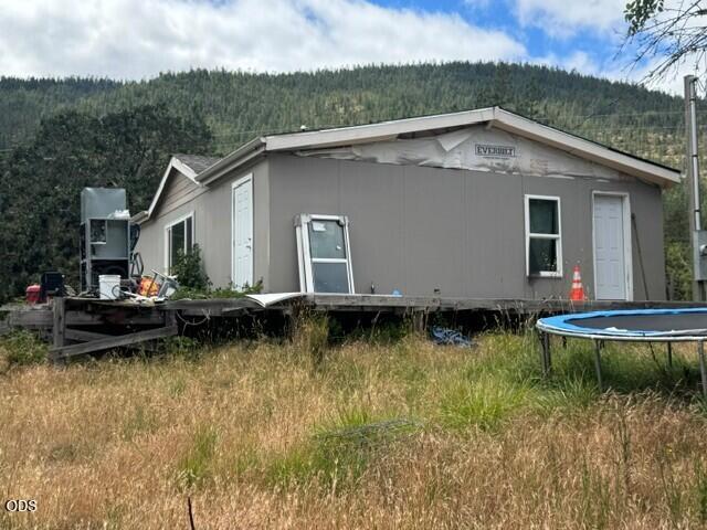 5345 West Side Road Cave Junction, OR 97523 - Photo 12 of 25