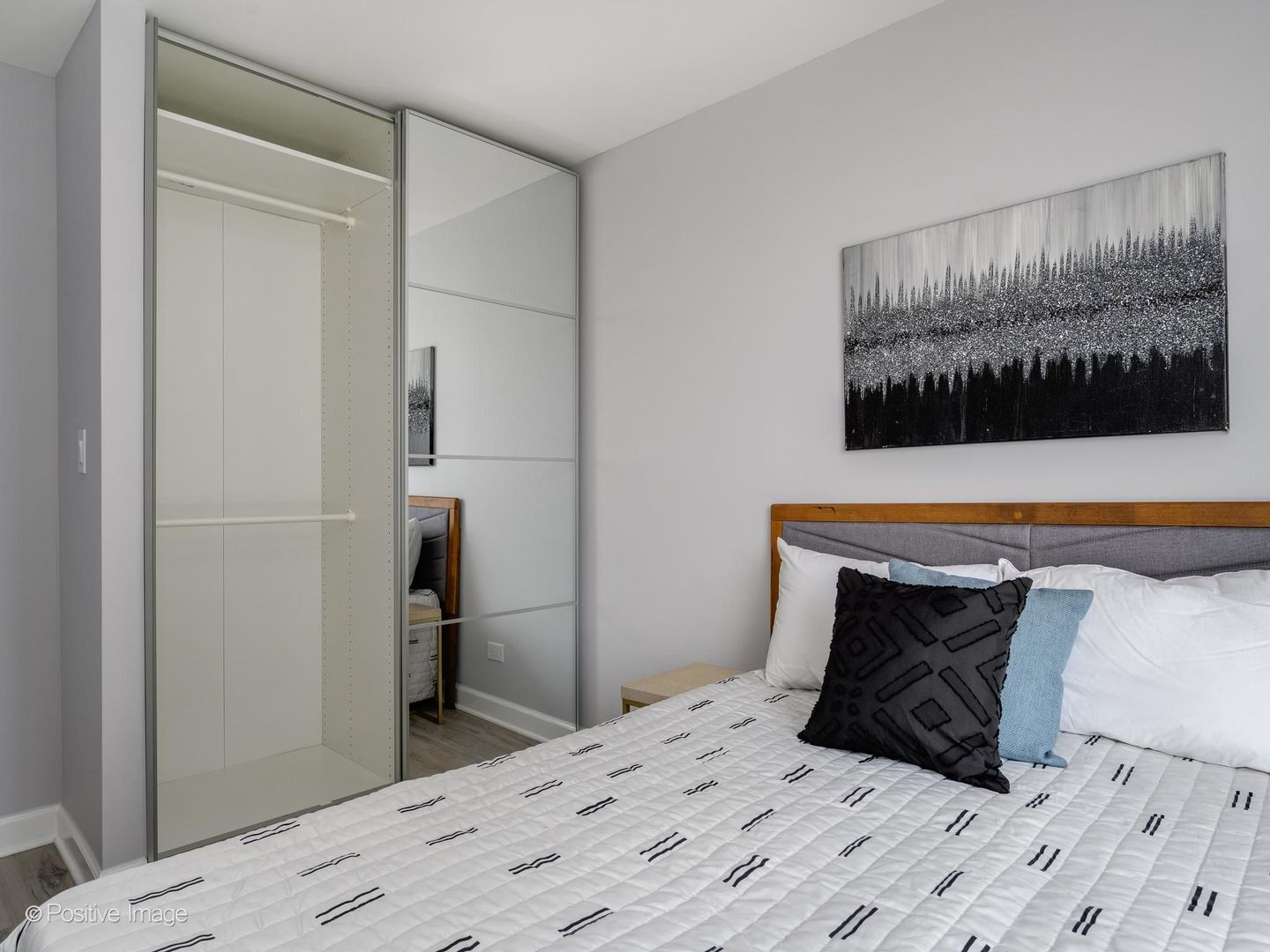 5455 North Sheridan Road, Unit 3108 Chicago, IL 60640 - Photo 9 of 20
