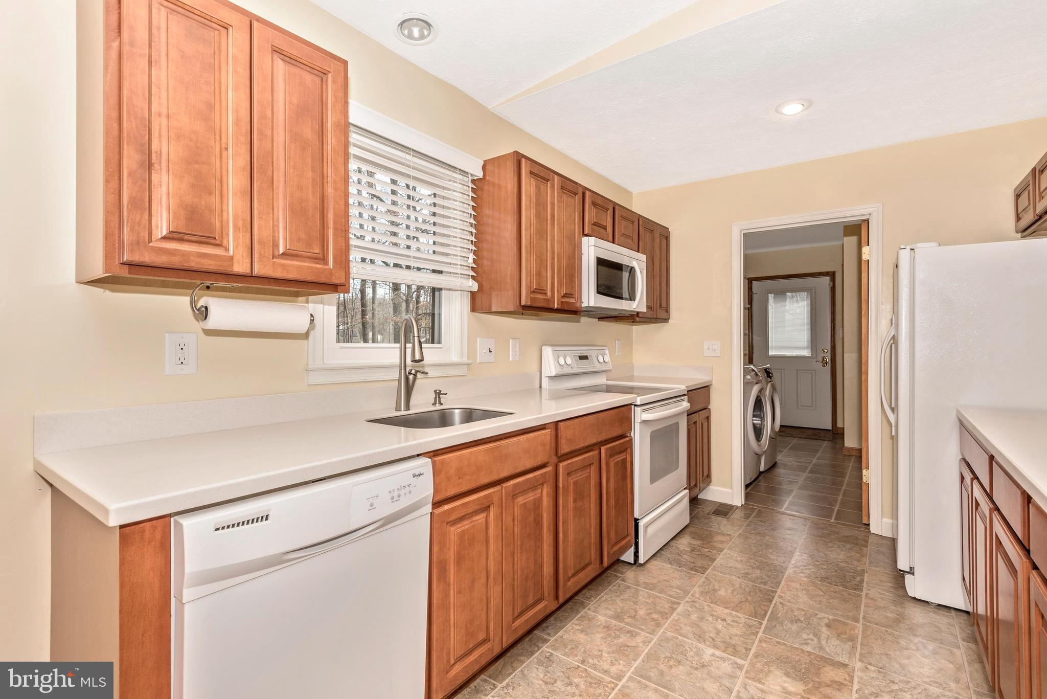 10057 Guilford Road Jessup, MD 20794 - Photo 4 of 51 Gallery Image 4