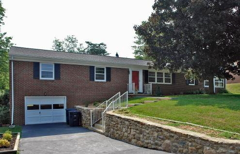 1916 Walmann Road Southwest Roanoke, VA 24018 - Photo 1 of 25 1916 Walmann Rd New 7.20.10