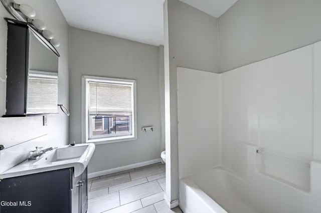 $499,000 | 40-42 Ontario Street, Albany, NY 12206