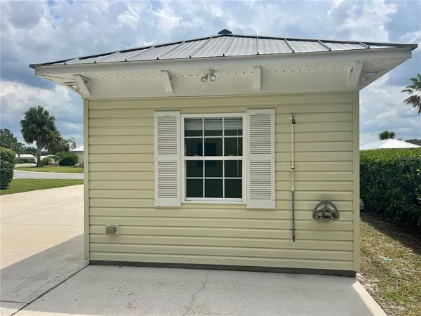 a view of a house