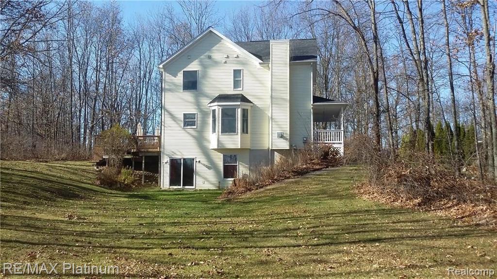 1383 North Hacker Road Howell, MI 48843 - Photo 32 of 34 Gallery Image 32