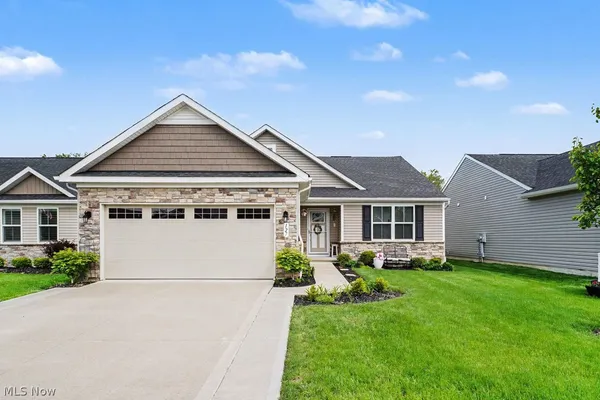 $349,900 | 127 Beaver Crk Trail, Amherst, OH 44001