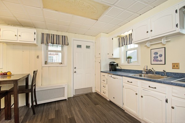 10 Inwood Road Worcester, MA 01606 - Photo 7 of 28 Gallery Image 7