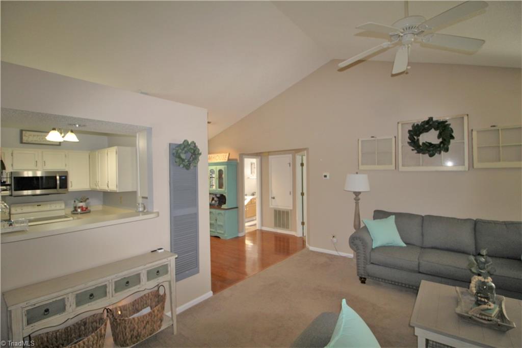 3206 Pipers Way High Point, NC 27265 - Photo 7 of 18