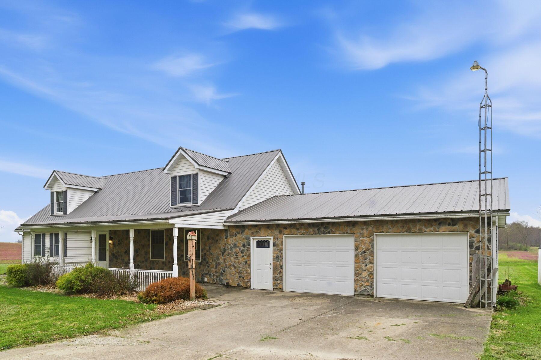 2215 Shupp Road Bucyrus, OH 44820 - Photo 2 of 25