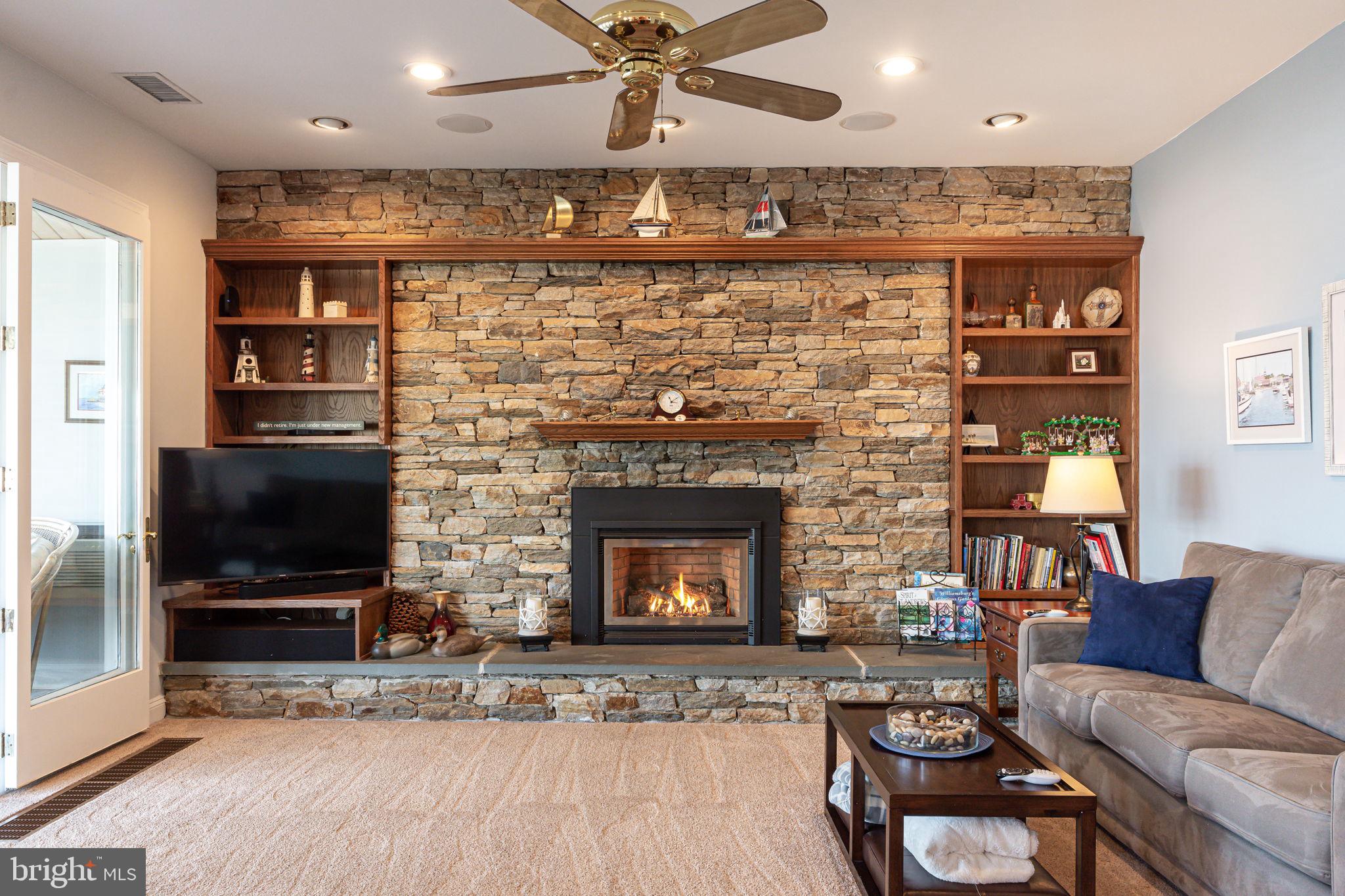 495 Maple Road Severna Park, MD 21146 - Photo 16 of 49 Great Room