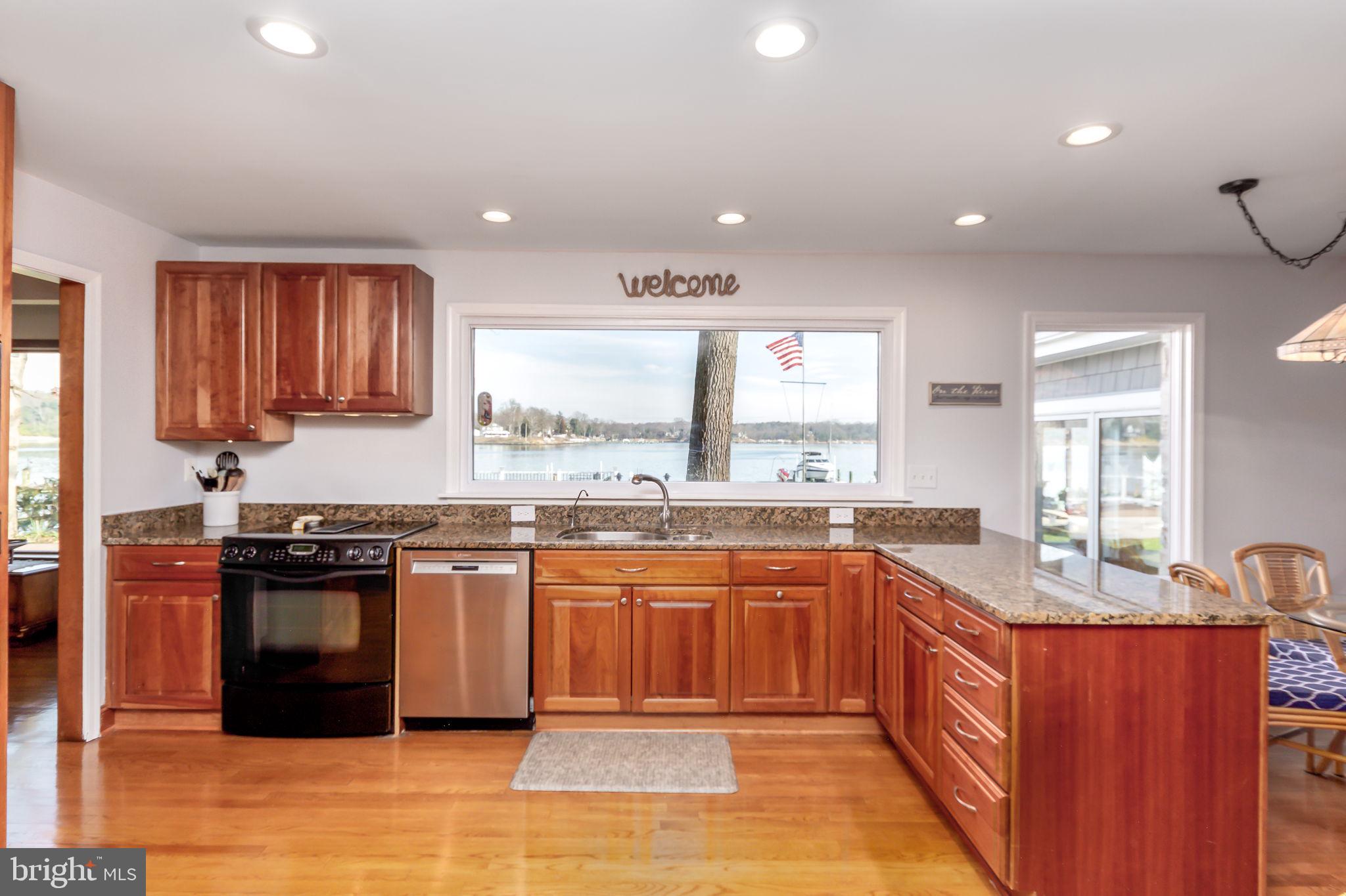 495 Maple Road Severna Park, MD 21146 - Photo 22 of 49 Kitchen
