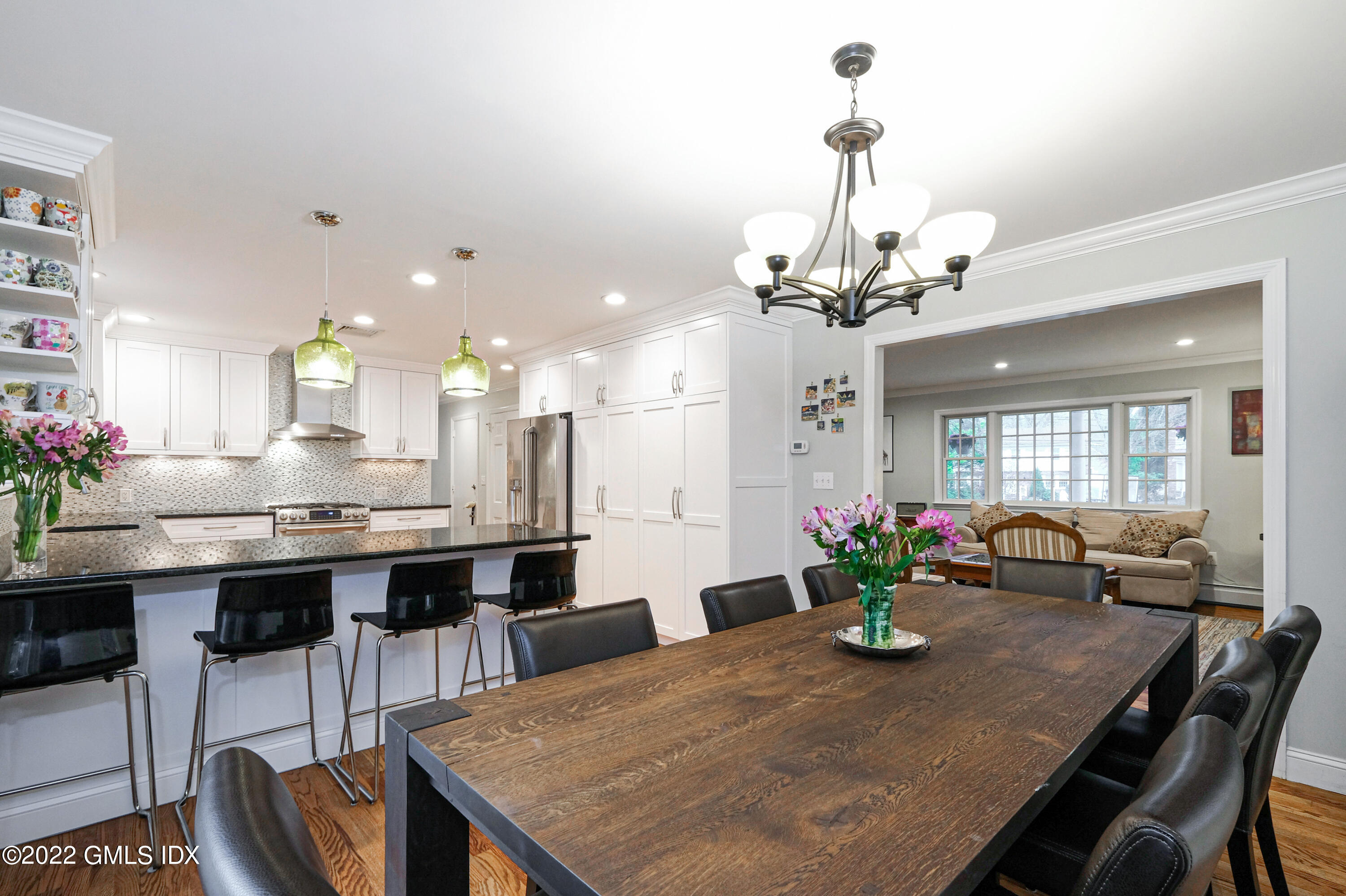 25 Griffith Road Riverside, CT 06878 - Photo 11 of 37 25 Griffith Rd Greenwich, CT (12 of 35)