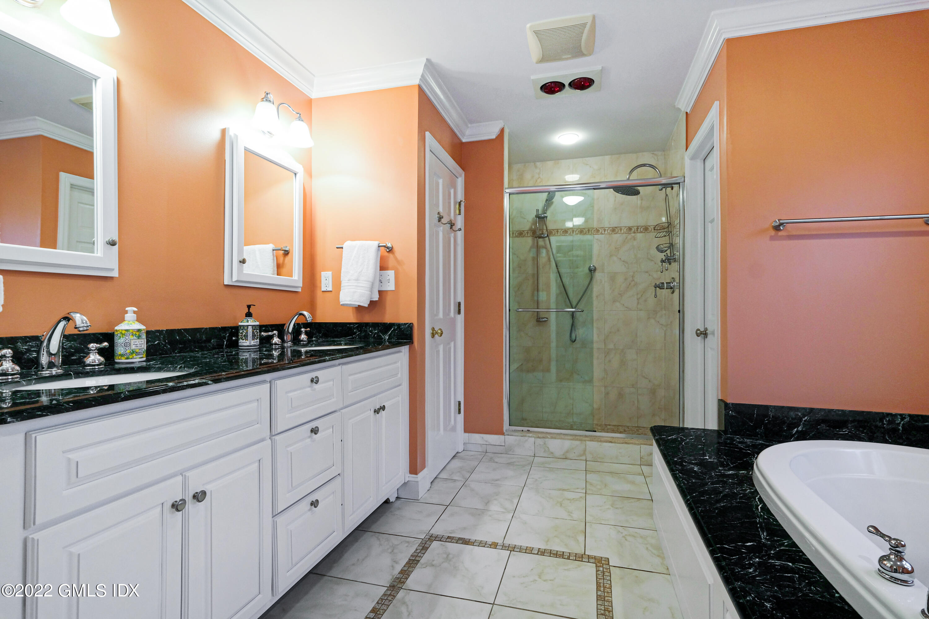 25 Griffith Road Riverside, CT 06878 - Photo 20 of 37 25 Griffith Rd Greenwich, CT (20 of 35)