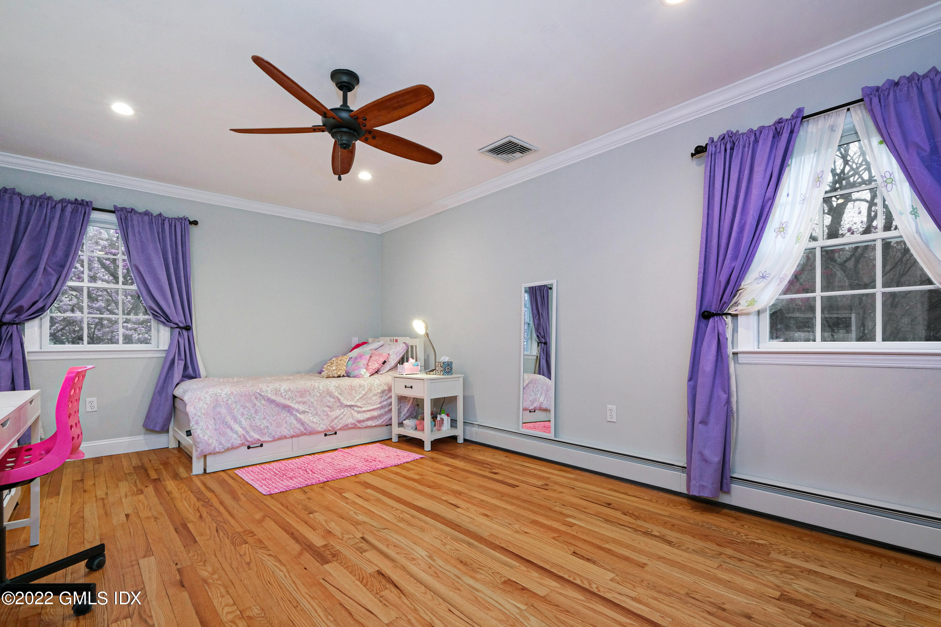 25 Griffith Road Riverside, CT 06878 - Photo 21 of 37 25 Griffith Rd Greenwich, CT (17 of 35)