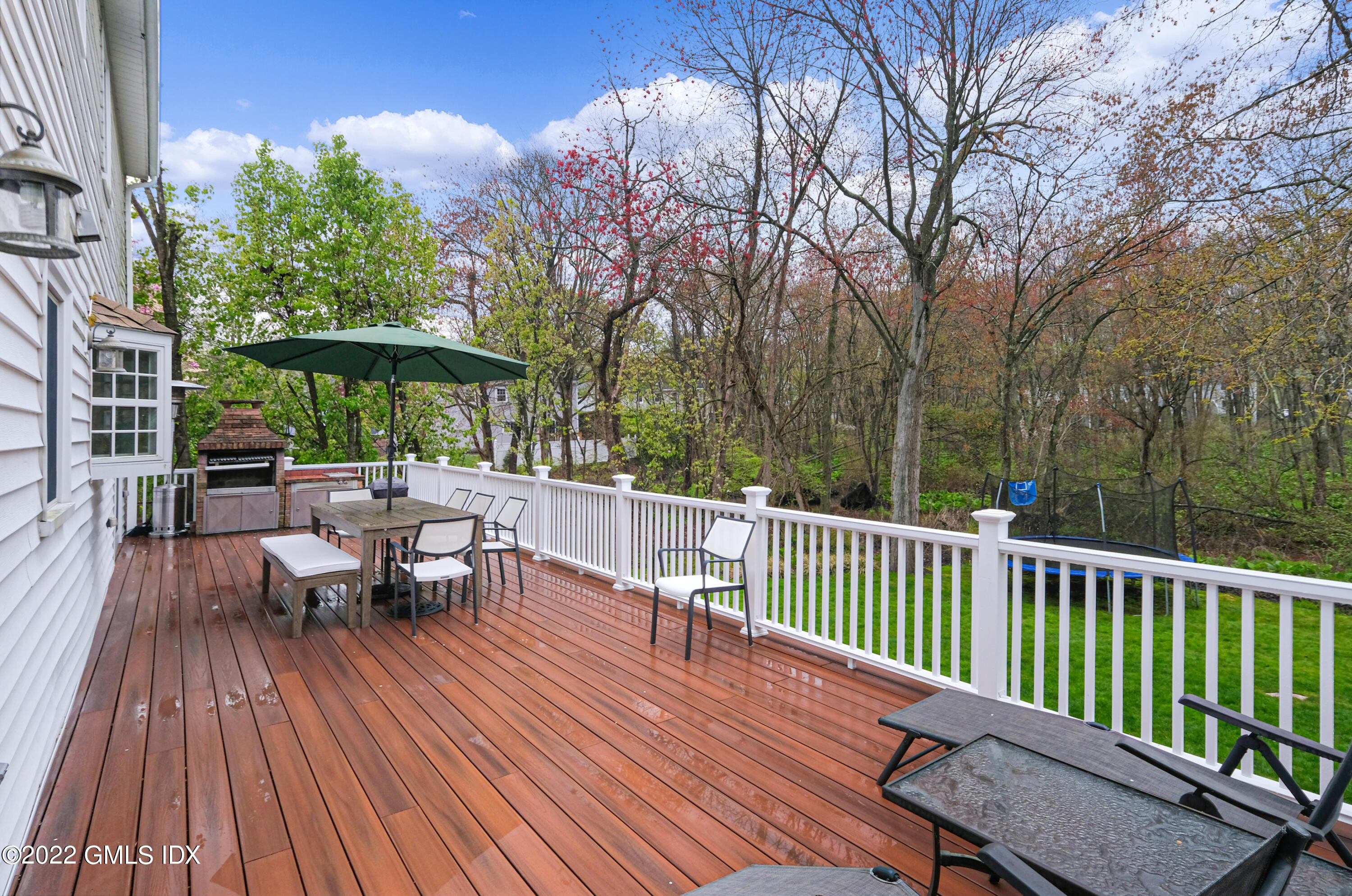 25 Griffith Road Riverside, CT 06878 - Photo 32 of 37 25 Griffith Rd Greenwich, CT (31 of 35)