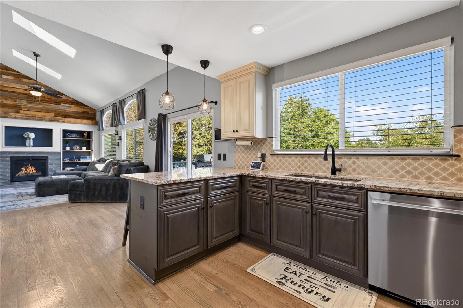 9924 Silver Maple Way Highlands Ranch, CO 80129 - Photo 12 of 44 Gallery Image 12