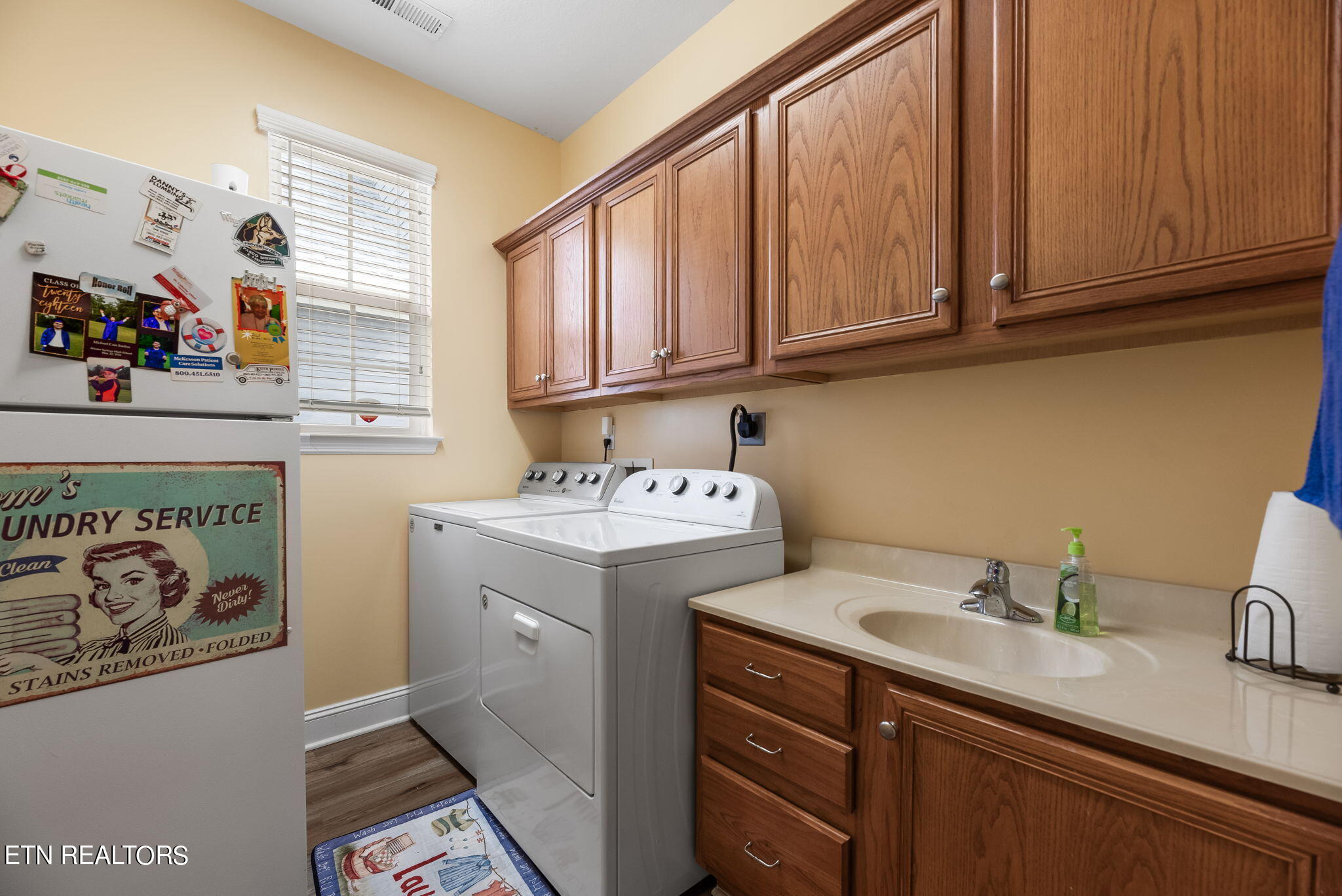 121 Liberty Court Oak Ridge, TN 37830 - Photo 13 of 26 13-web-or-mls-Lbrty121 (30)