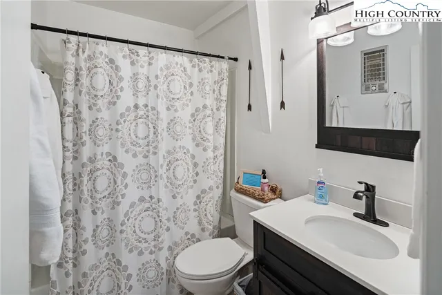 $219,000 | 24 Creekside Court, Unit A, Banner Elk, NC 28604