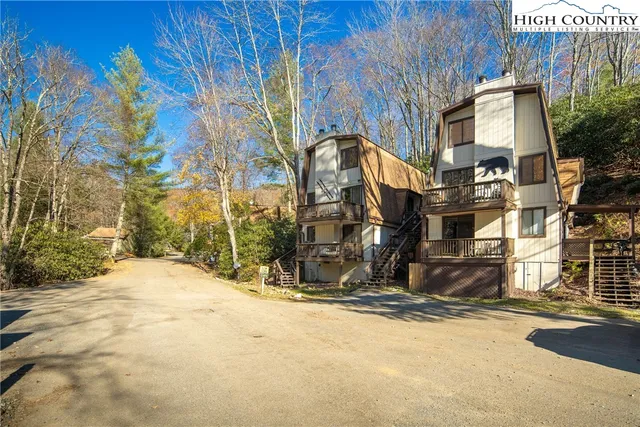 $219,000 | 24 Creekside Court, Unit A, Banner Elk, NC 28604
