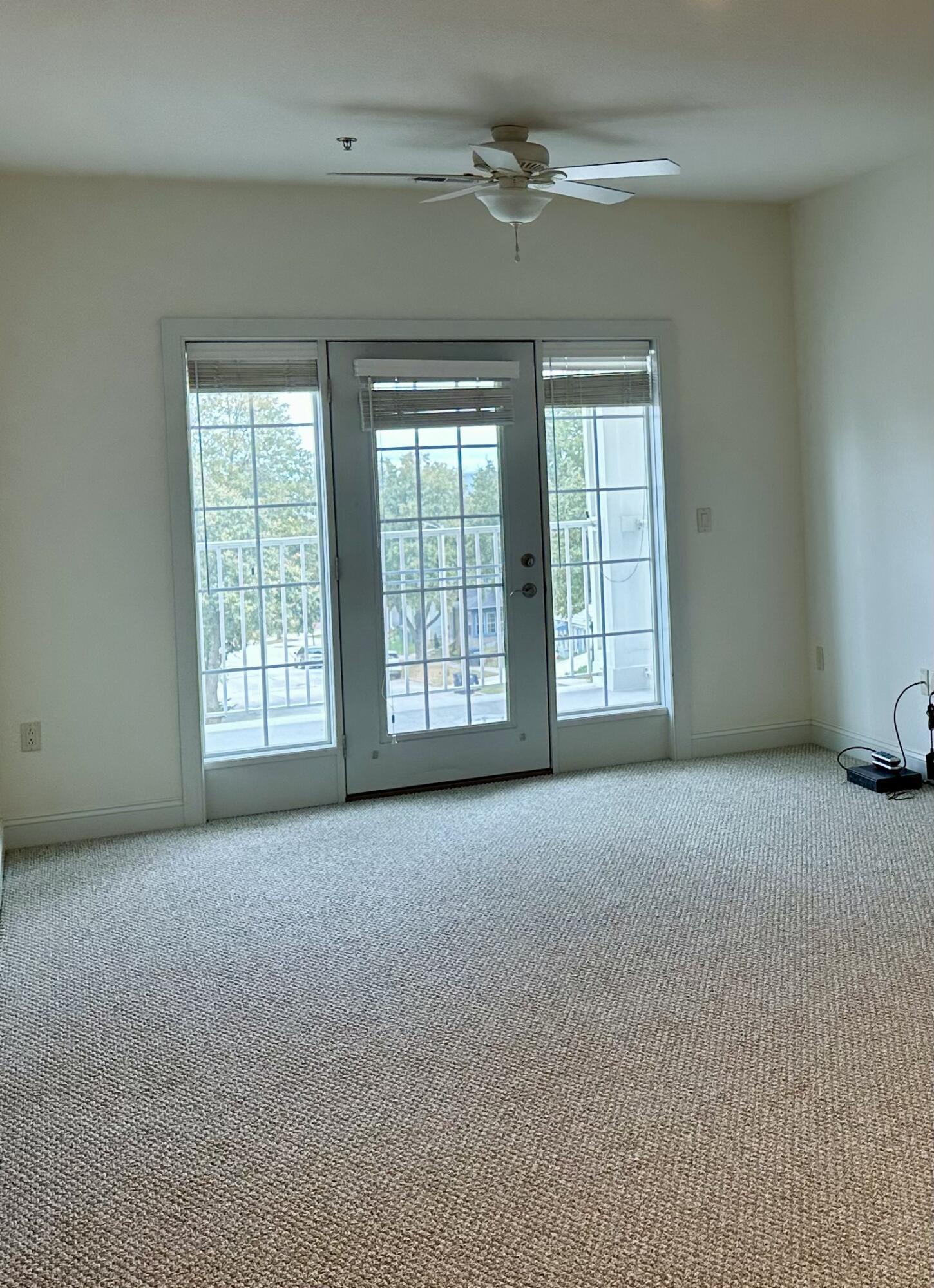832 North 6th Street, Unit 321 Sheboygan, WI 53081 - Photo 9 of 30 Living Room