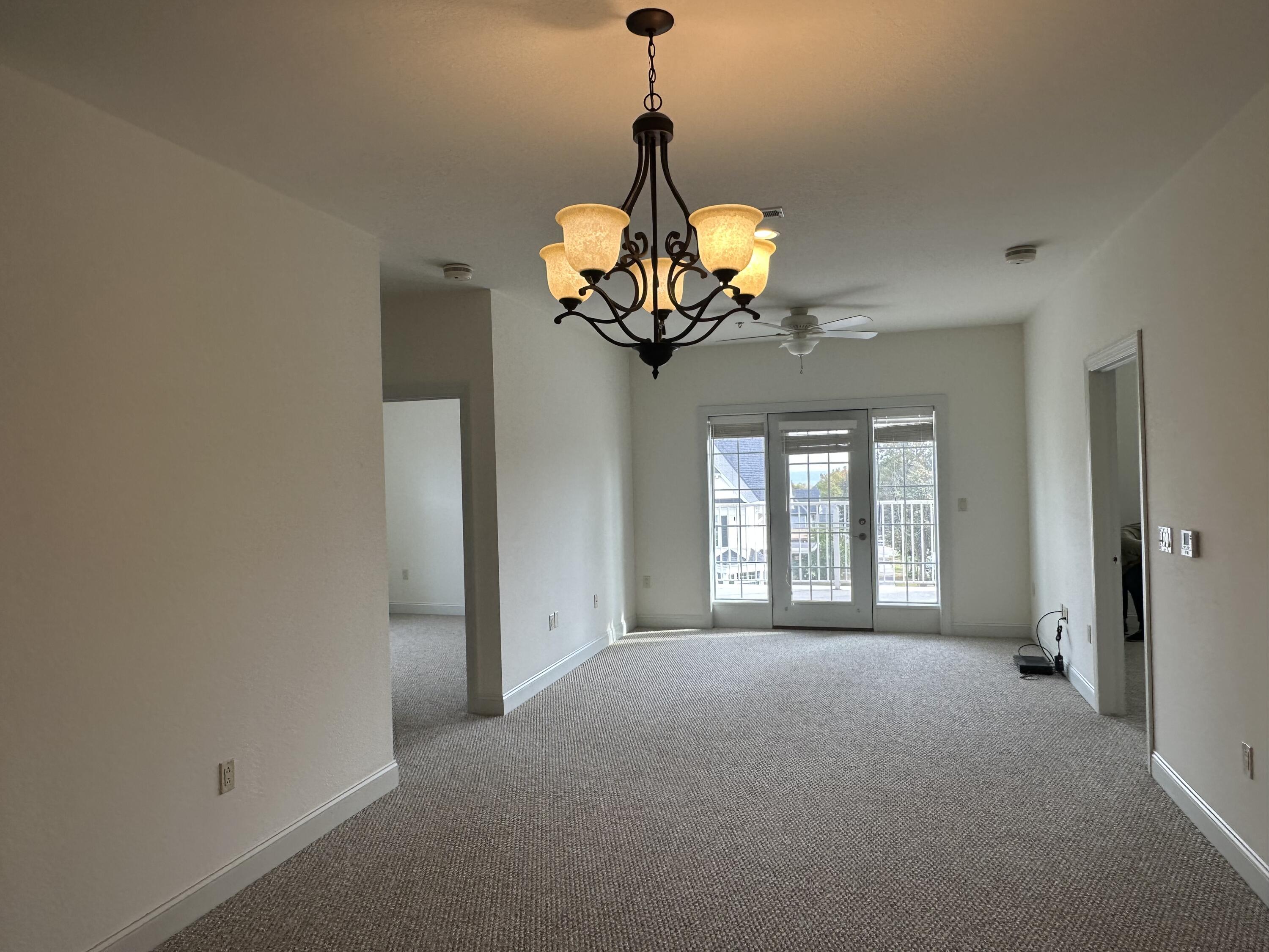 832 North 6th Street, Unit 321 Sheboygan, WI 53081 - Photo 10 of 30 Living/Dinning Space