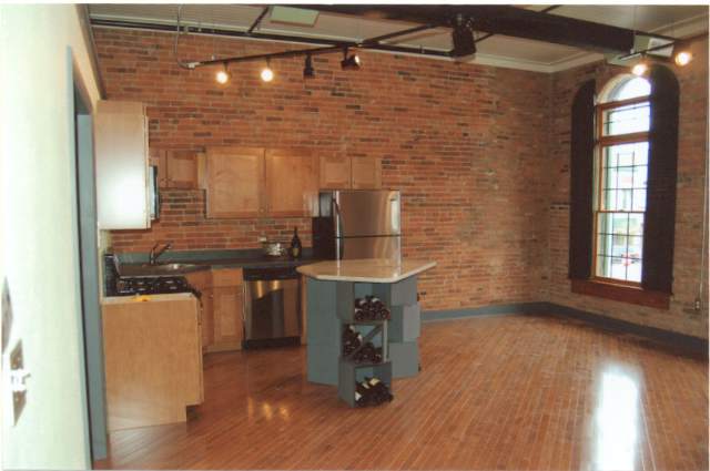 17 East Side Square, Unit WEST Canton, IL 61520 - Photo 2 of 9 Gallery Image 2
