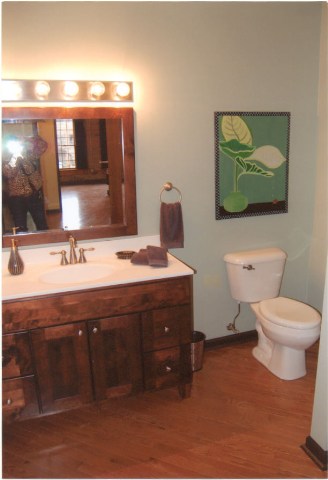17 East Side Square, Unit WEST Canton, IL 61520 - Photo 8 of 9 Gallery Image 8