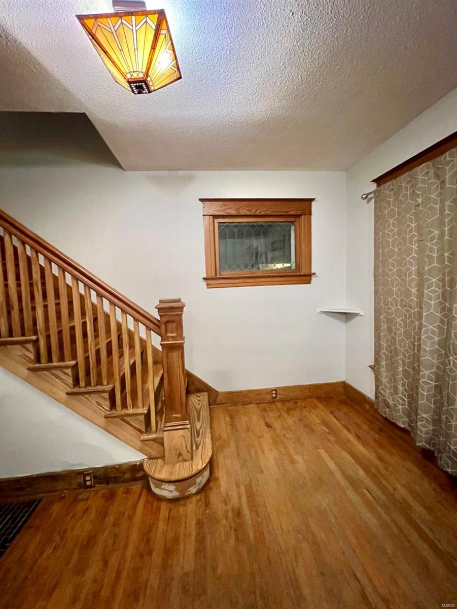 2029 South Spring Street Springfield, IL 62704 - Photo 6 of 24