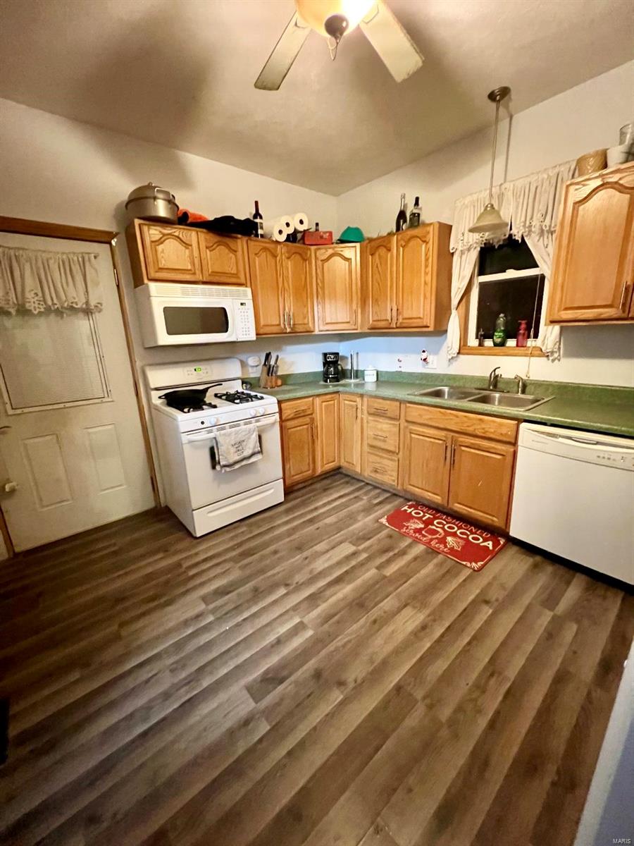 2029 South Spring Street Springfield, IL 62704 - Photo 7 of 24