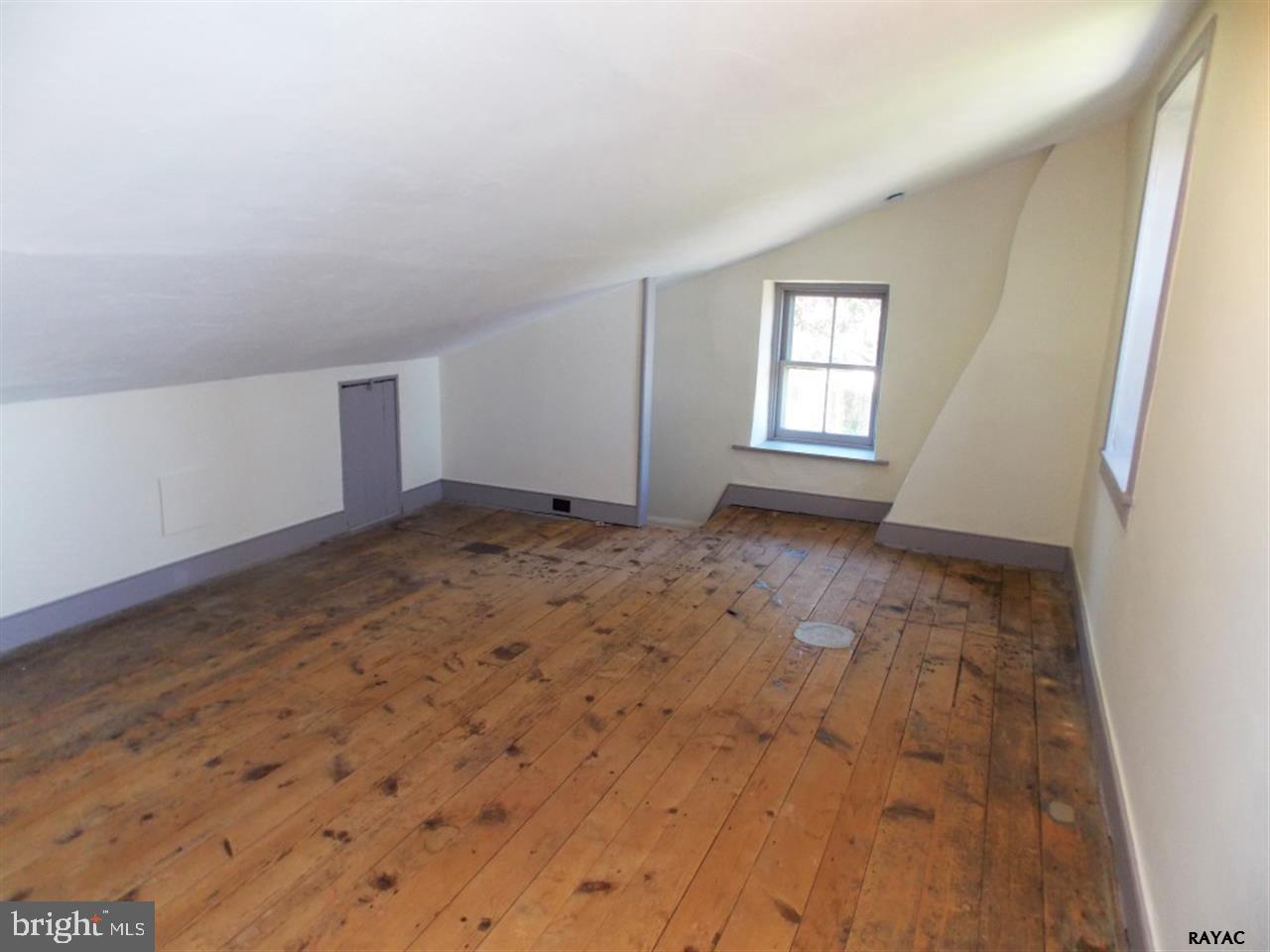 2340 Mill Creek Road Dover, PA 17315 - Photo 20 of 36