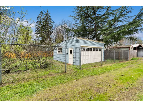 $80,000 | West 15th Avenue, Eugene, OR 97402