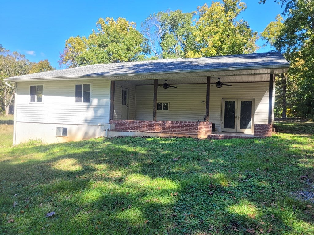 931 Fairgrounds Road Farmville, VA 23901 - Photo 2 of 11 Gallery Image 2