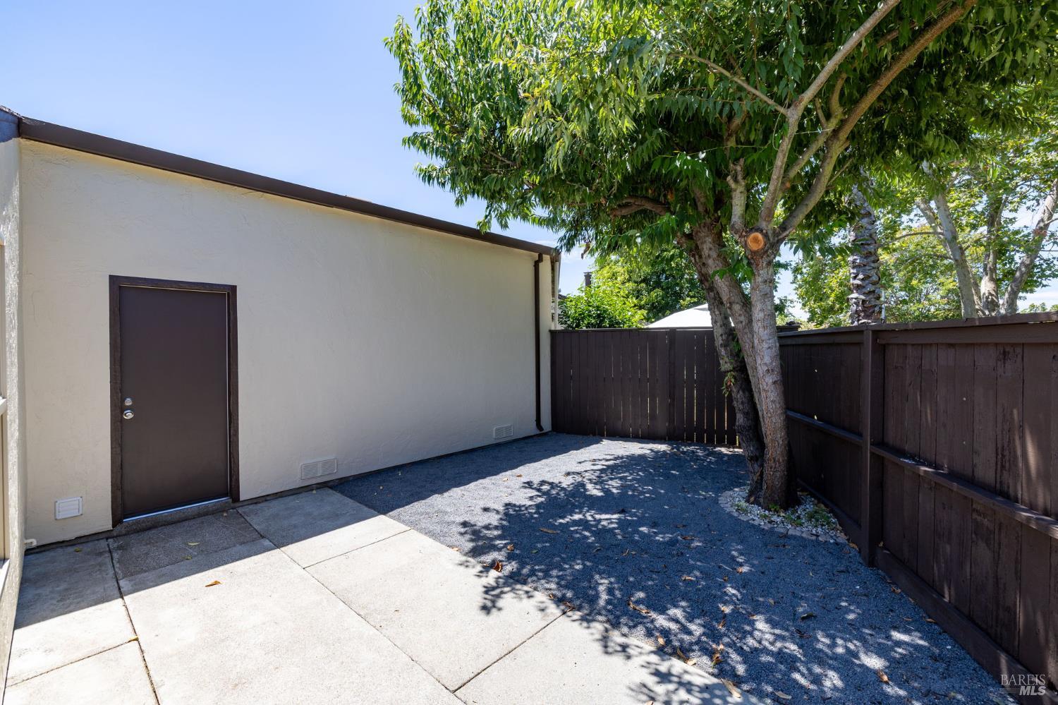 957 West 8th Street Santa Rosa, CA 95401 - Photo 21 of 23 Gallery Image 21