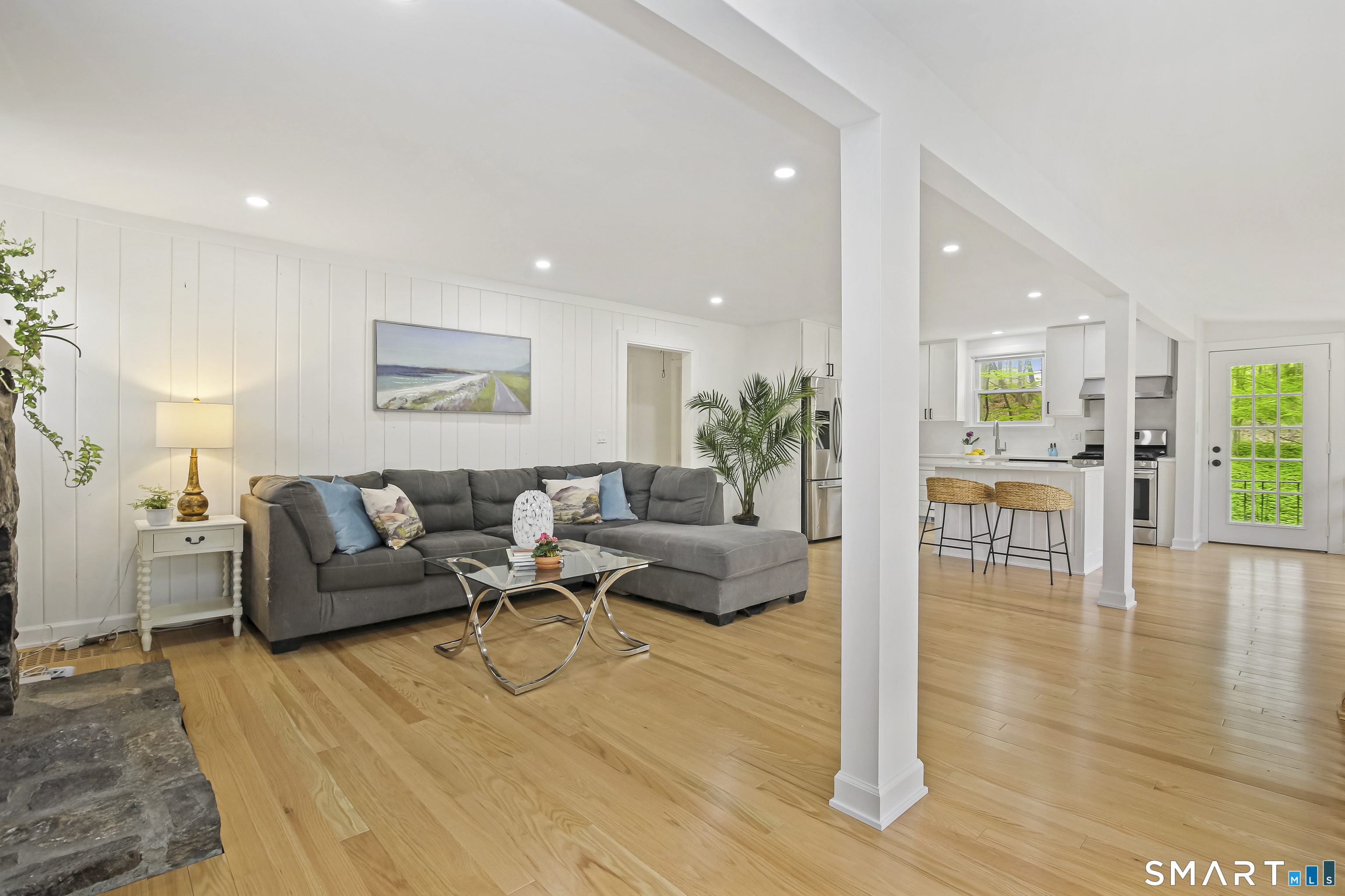 318 Mountain Road Ridgefield, CT 06877 - Photo 10 of 29