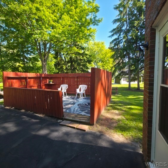 21 East And West Road West Seneca, NY 14224 - Photo 22 of 23