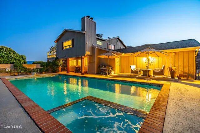 $799,990 | 35870 Tierra Subida Avenue, Palmdale, CA 93551