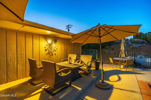 $799,990 | 35870 Tierra Subida Avenue, Palmdale, CA 93551