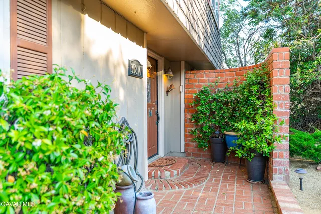 $799,990 | 35870 Tierra Subida Avenue, Palmdale, CA 93551