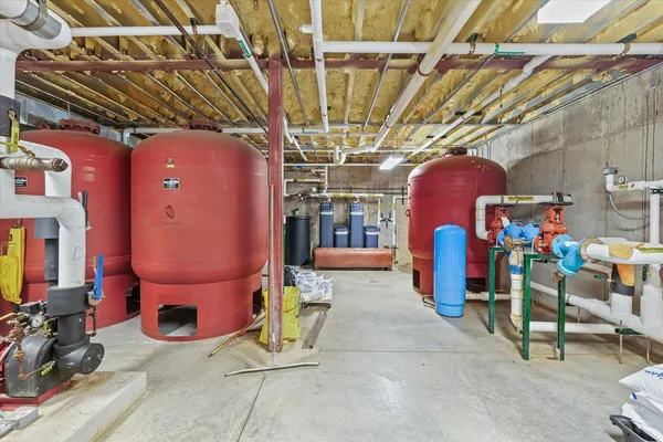 $2,875,000 | 2633 Private Access 424 East, Mahomet, IL 61853