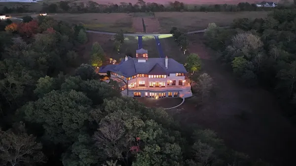 $2,875,000 | 2633 Private Access 424 East, Mahomet, IL 61853