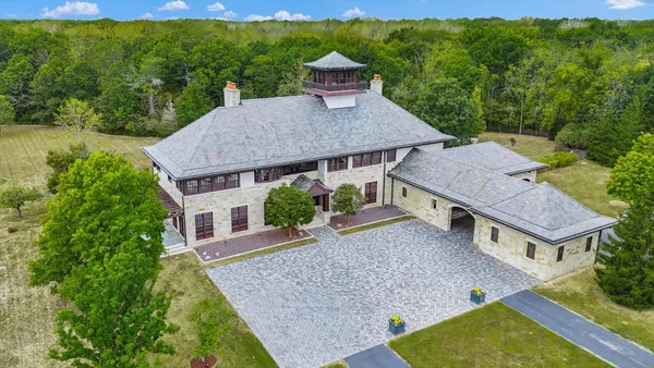 $2,875,000 | 2633 Private Access 424 East, Mahomet, IL 61853