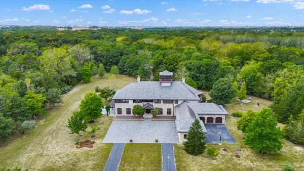 $2,875,000 | 2633 Private Access 424 East, Mahomet, IL 61853