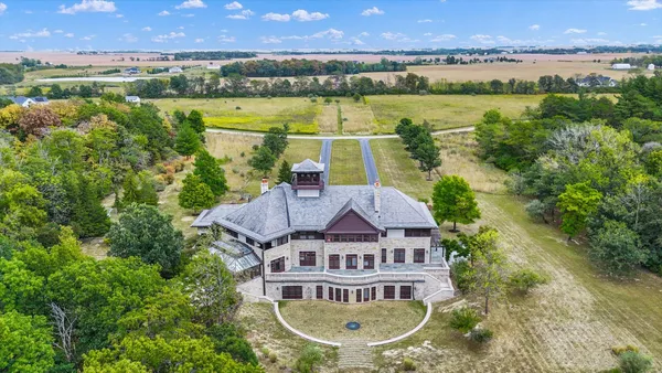 $2,875,000 | 2633 Private Access 424 East, Mahomet, IL 61853
